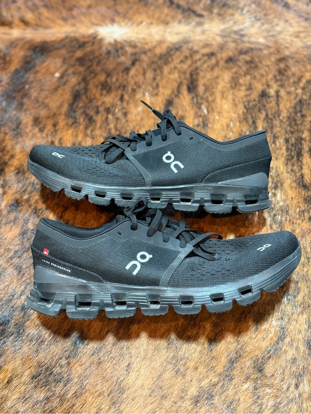 On Running Men's Black Cloudswift Running Shoes